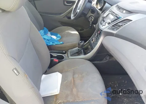 2016 Hyundai Elantra Se из США, поврежденный, VIN 5NPDH4AE3GH683949